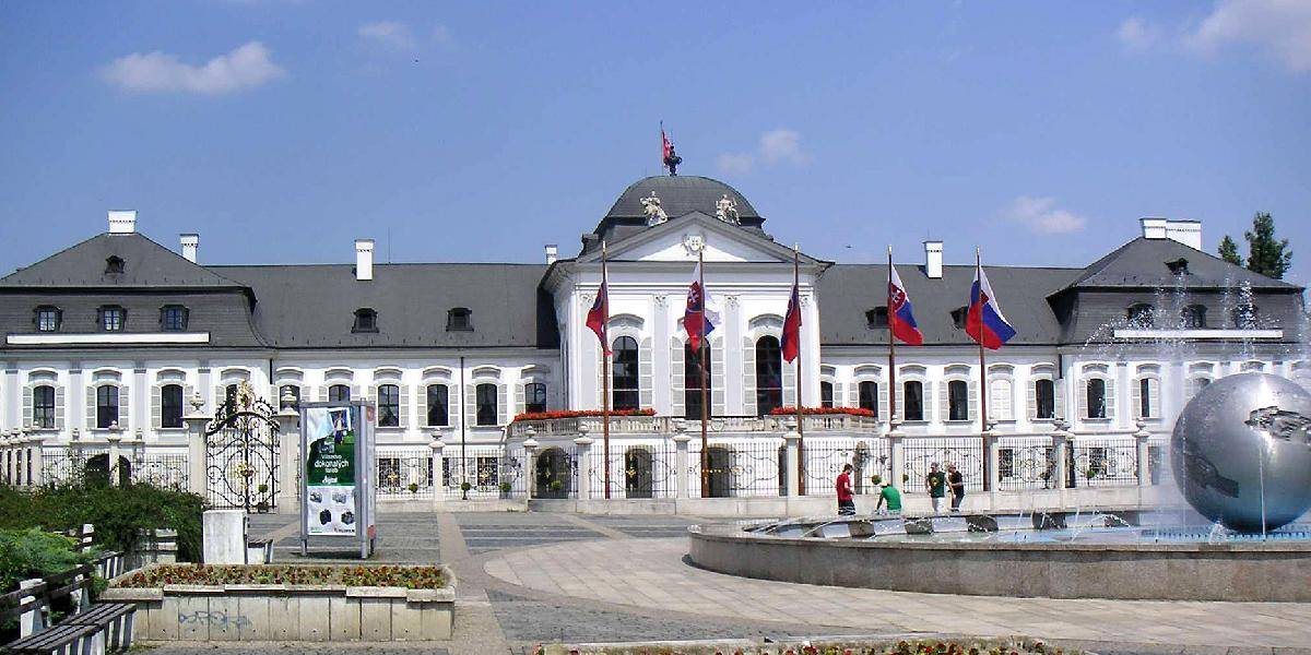 Politológ: Veľa prezidentských kandidátov nahráva najsilnejšiemu