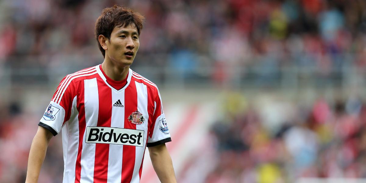 Dortmund sa zaujíma o Kórejčana Ji Dong-wona