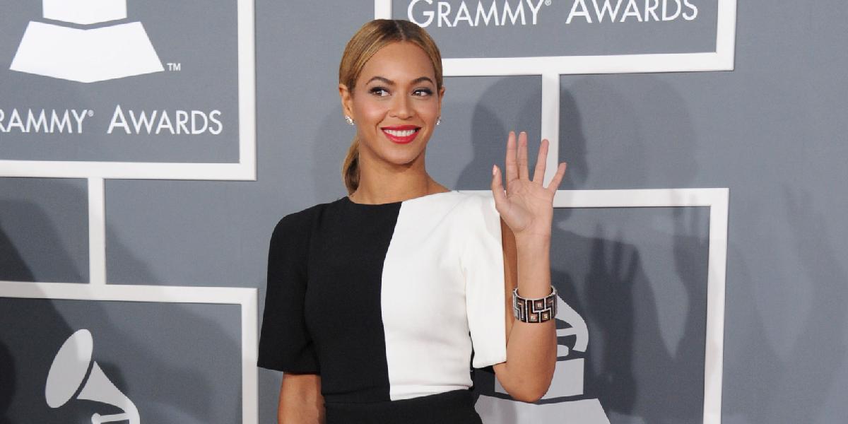 Beyoncé prekonala s novým albumom rekord predajnosti na iTunes
