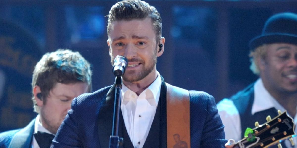 VIDEO Justin Timberlake prerušil koncert: Fanúšik požiadal svoju priateľku o ruku!