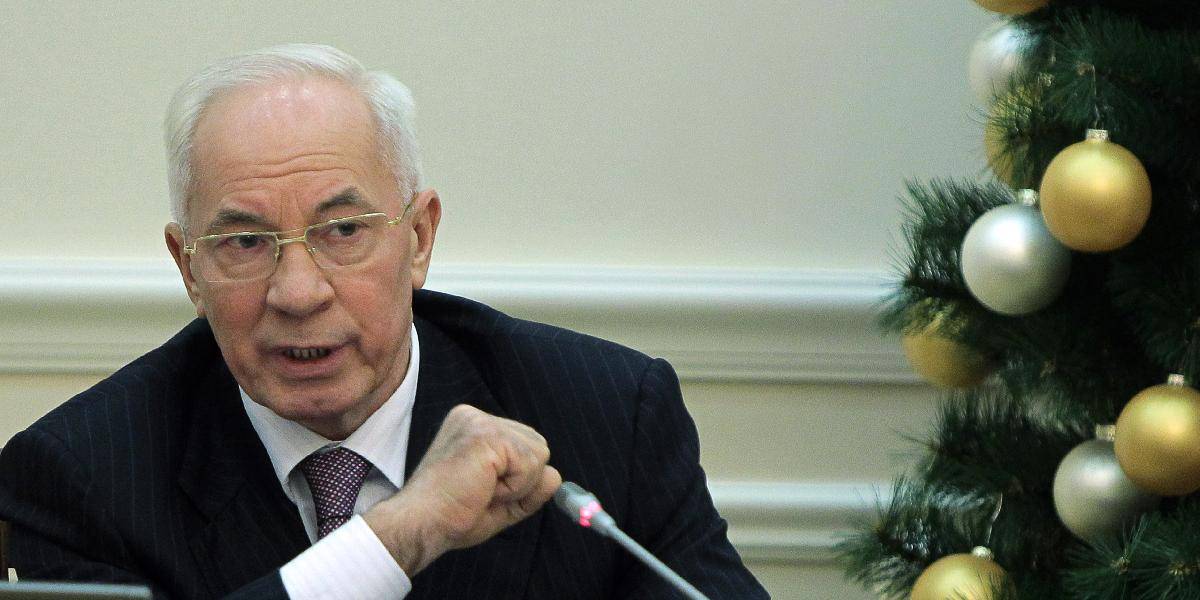 Azarov: Ukrajina sa vyhla štátnemu bankrotu