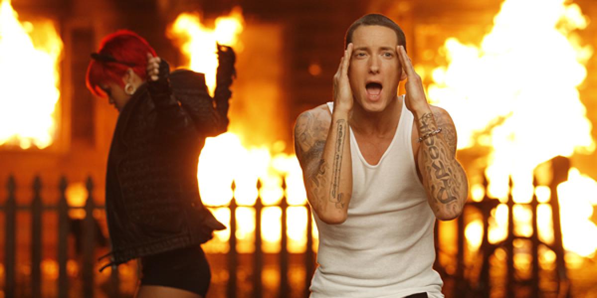 Eminem chcel za koncert pre majiteľov klubov NFL dva milióny