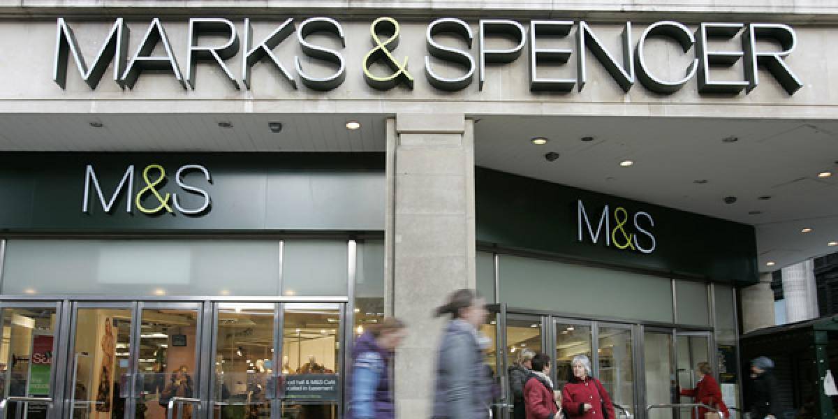 Marks & Spencer má problém pre predaj alkoholu