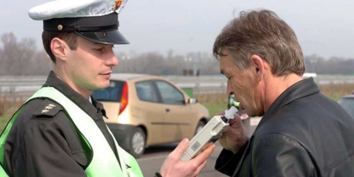 Polícia odhalila 970 prípadov alkoholu za volantom
