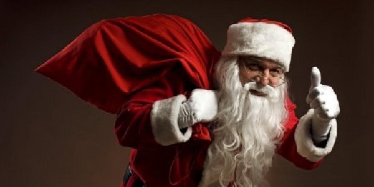 Rusom nosí darčeky Dedo Mráz na Nový rok