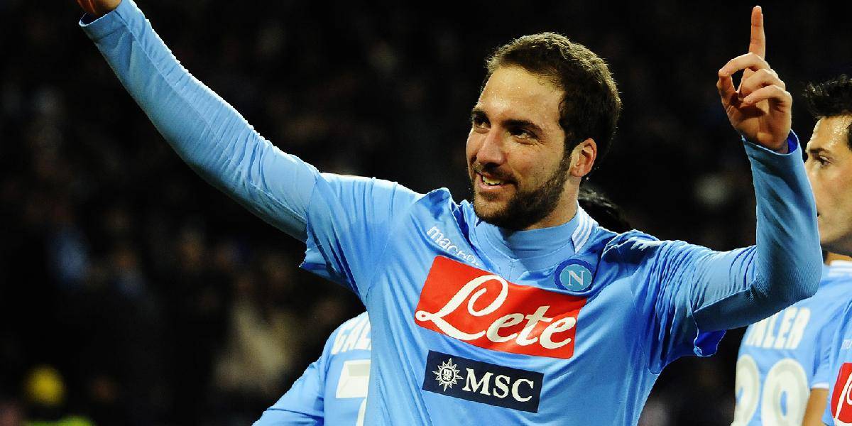 Chelsea ponúka Neapolu za Higuaina 60 miliónov eur
