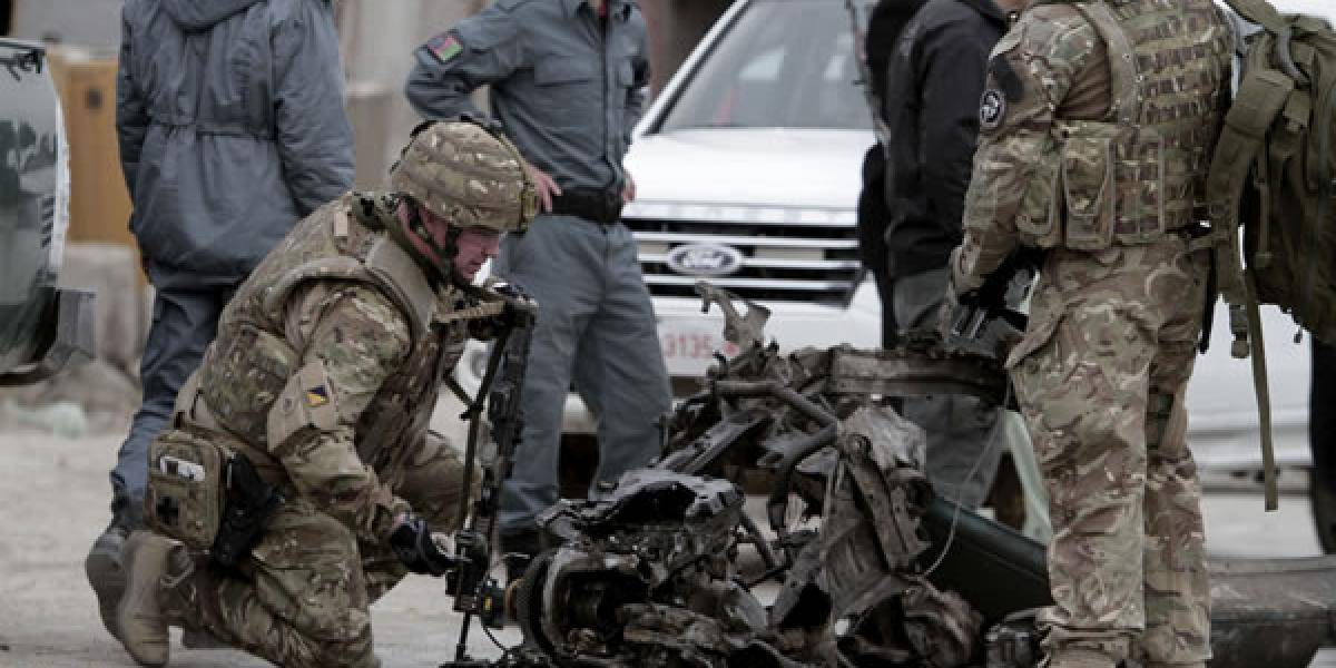 Pri bombovom útoku v Kábule zahynuli traja vojaci medzinárodných síl