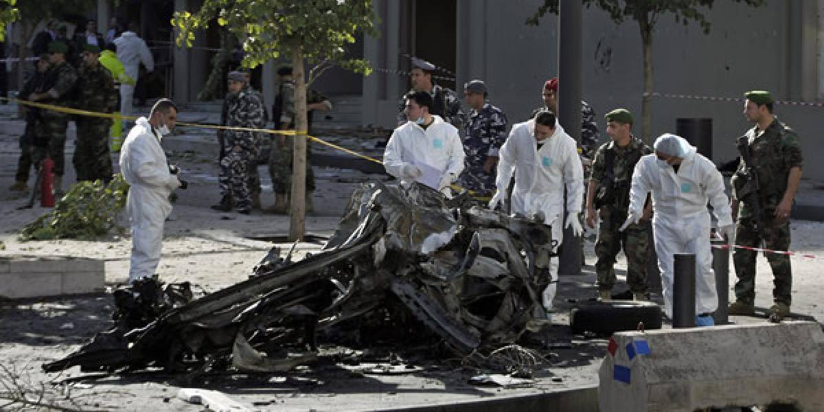 Bomba v Bejrúte zabila 5 ľudí vrátane premiérskeho poradcu