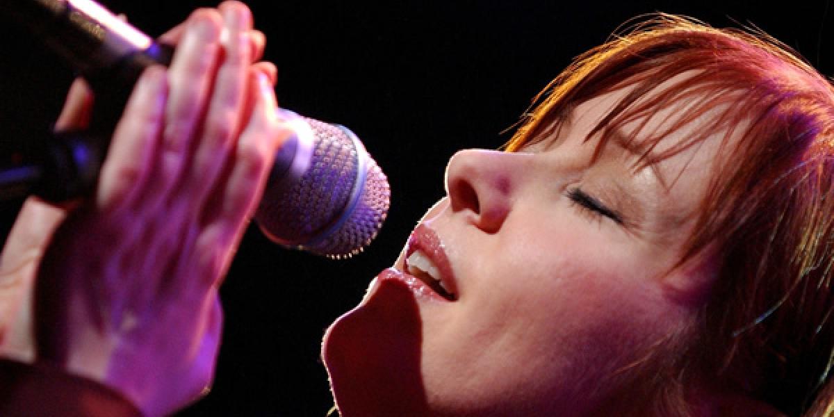 Ples v opere otvorí Suzanne Vega