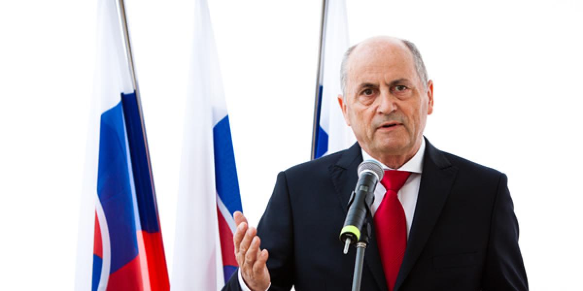 Právnik a politik Ján Čarnogurský jubiluje