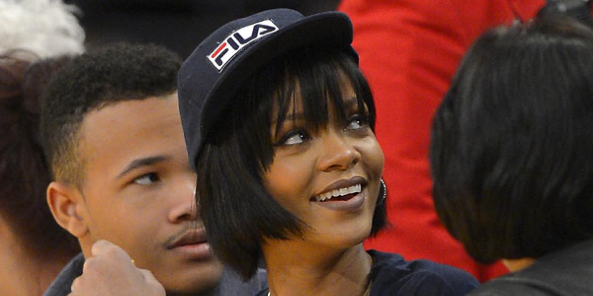 Rihanna spôsobila chaos na strýkovej farme