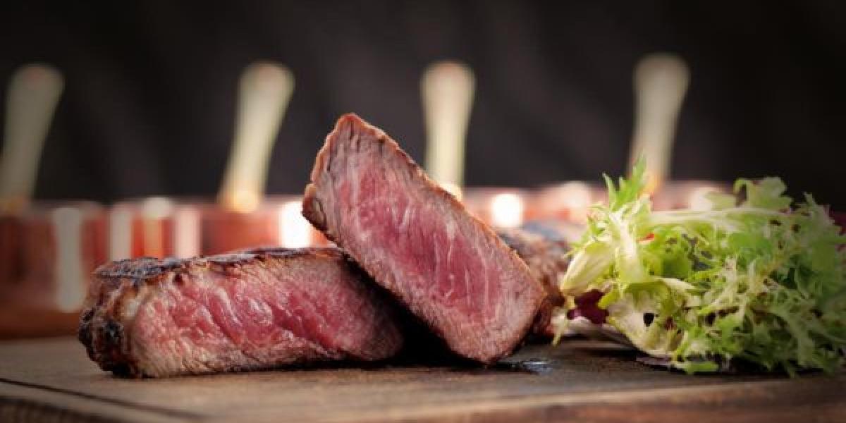 Na Nový rok si pripravíme hovädziu polievku a steak z falošnej sviečkovice