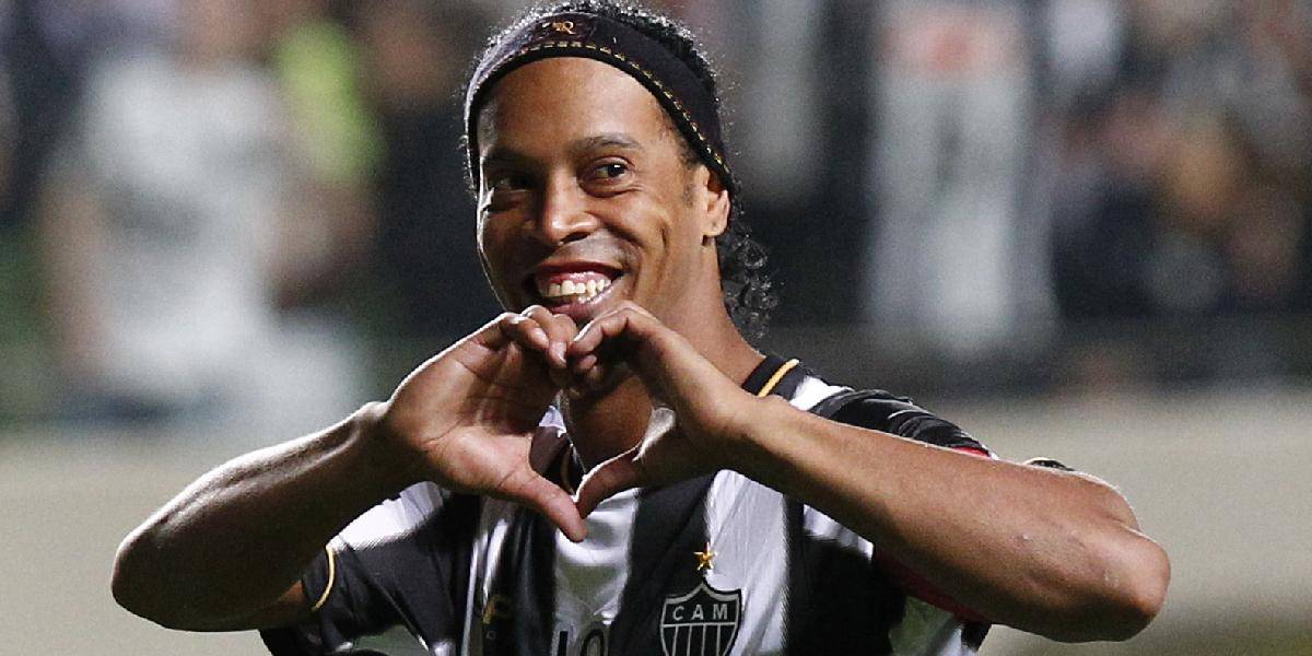 Besiktas dementoval informáciu, že podpísal zmluvu s Ronaldinhom