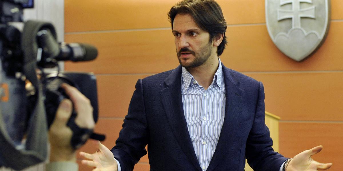 Kaliňák: V roku 2013 zahynulo v histórii Slovenska najmenej osôb