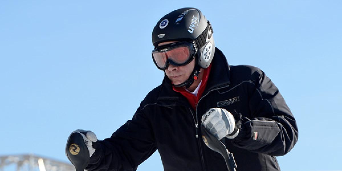 Prezident Putin si vyskúšal lyžiarske svahy v Soči