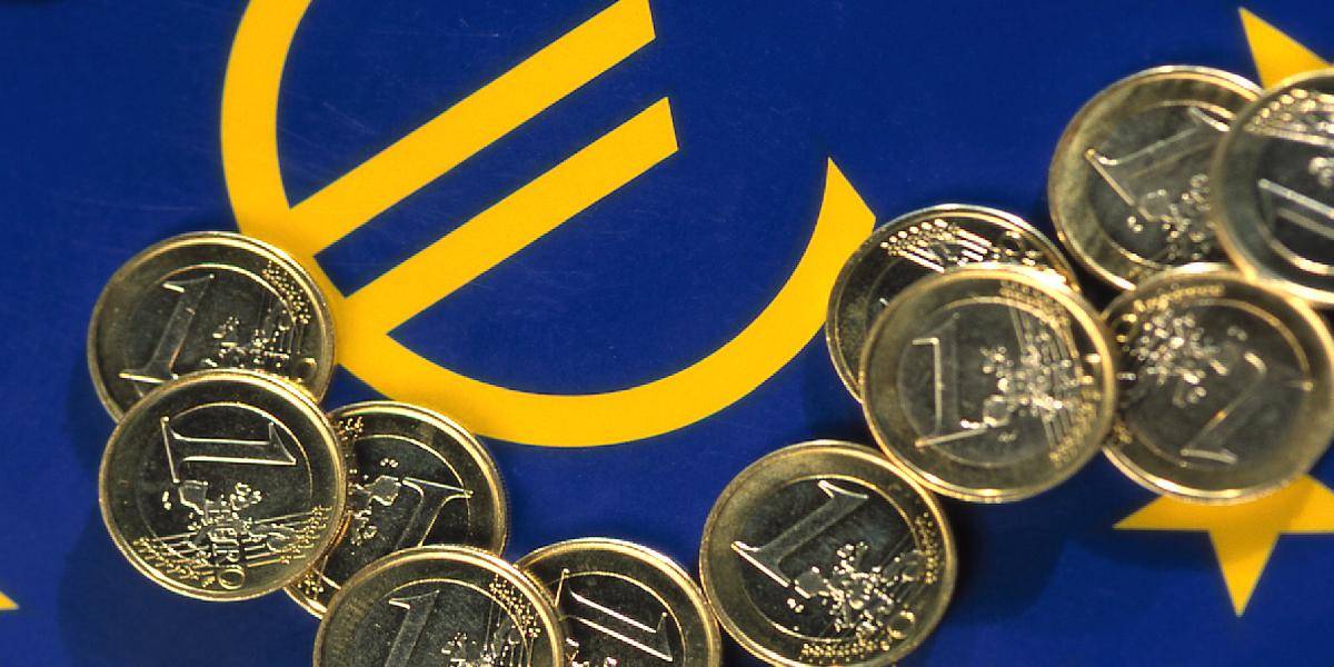 Euro ako menu najviac podporujú Nemci, Estónci a Íri