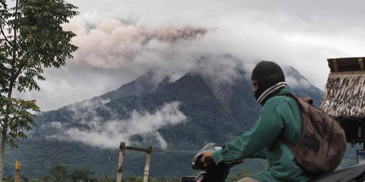 Sopka Sinabung dnes vybuchla 30-krát