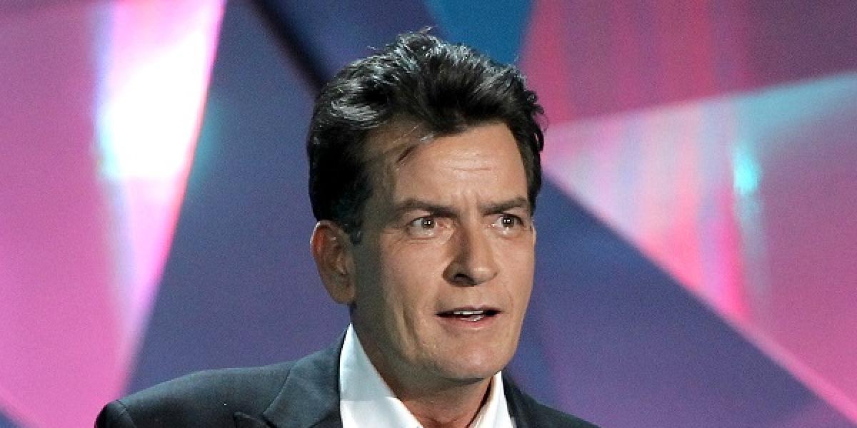 Charlie Sheen sa vraj oženil