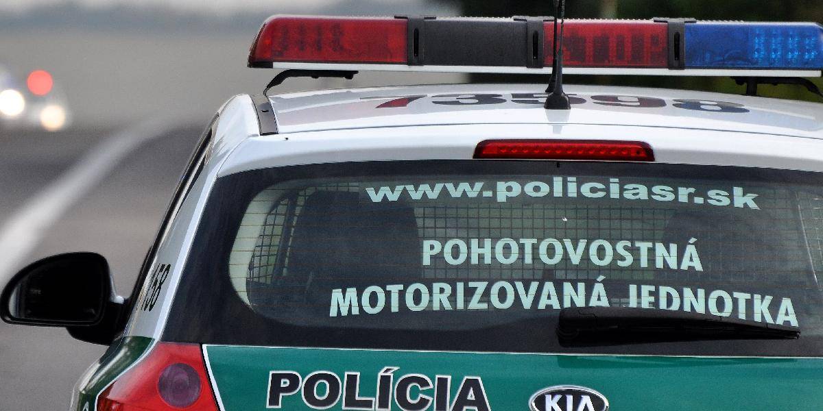 Nezvestného mladíka našli mŕtveho pri havarovanom aute