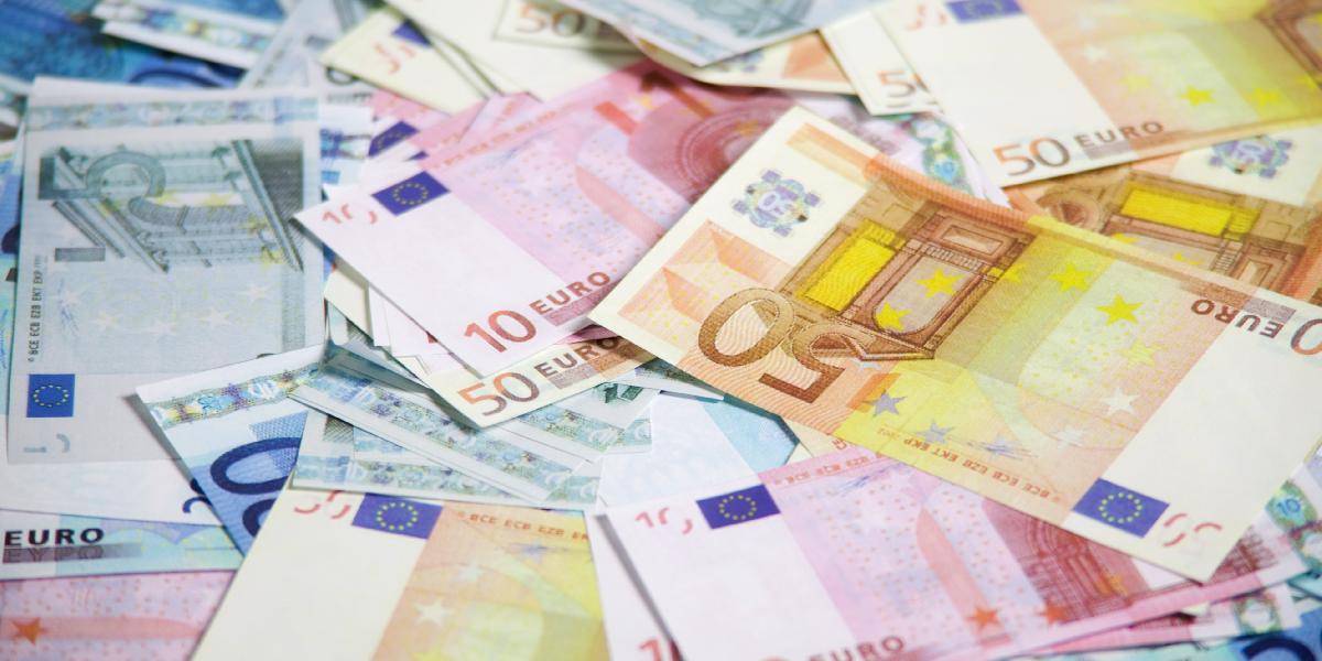 Eurozóna bude prekonávať krízu ešte desať rokov