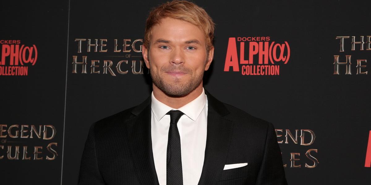 Pre Kellana Lutza sú klebety o romániku s Miley Cyrus smiešne