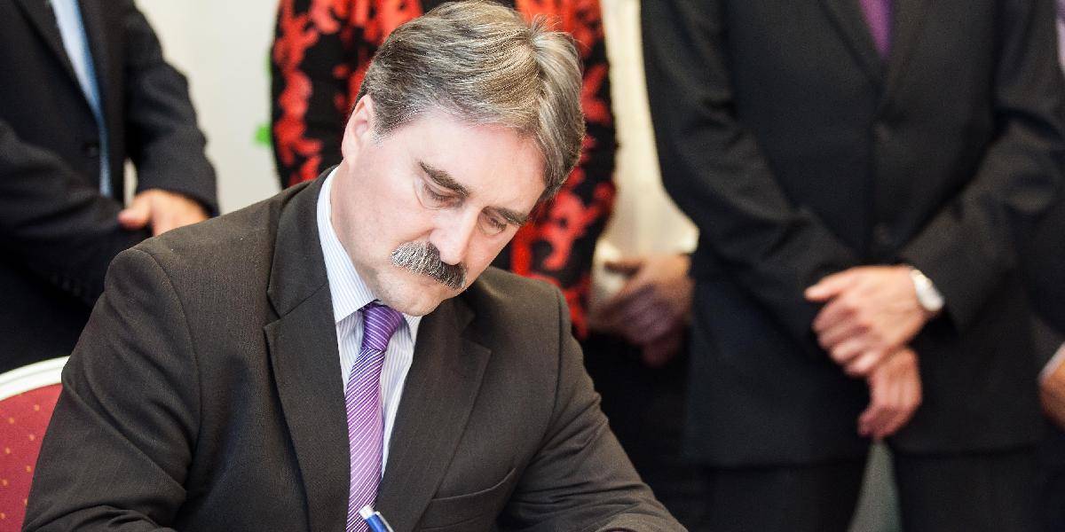 Bárdos podal kandidatúru na prezidenta SR
