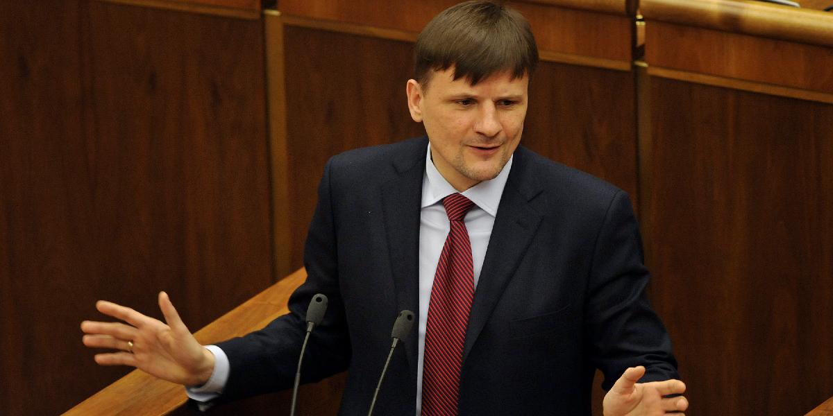 Hlina: Martvoň a Brixi tam stáli ako z filmu Blbý a blbší