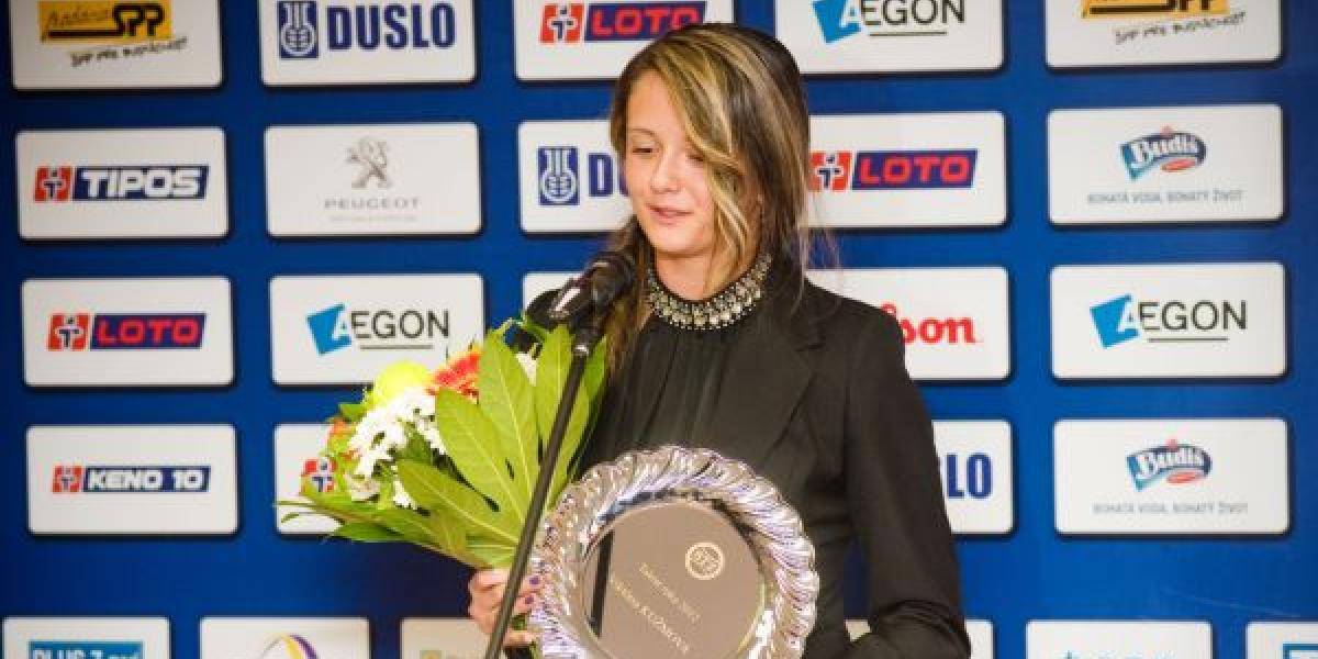 Kužmová postúpila do finále dvojhry