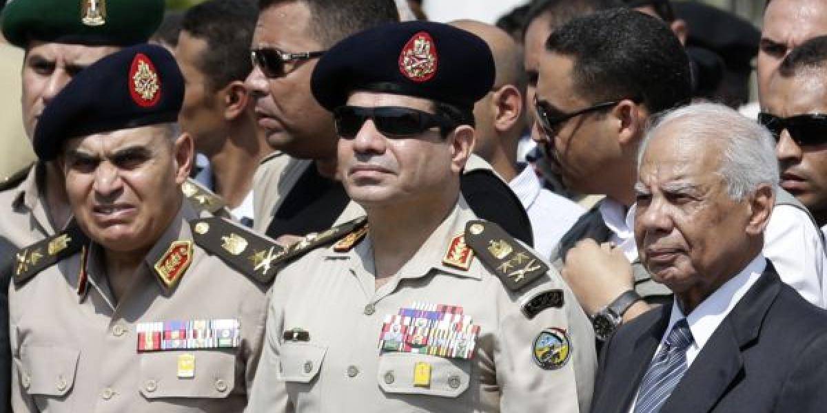 Generál Sísí bude kandidovať na prezidenta, ak si to želá národ a armáda