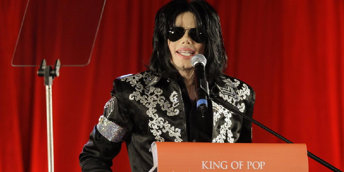 Rodina Michaela Jacksona neuspela v snahe o nový proces
