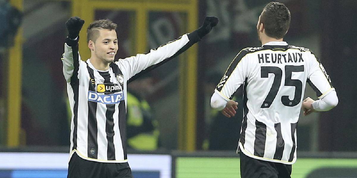 VIDEO Udinese cez milánske AC do semifinále Talianskeho pohára