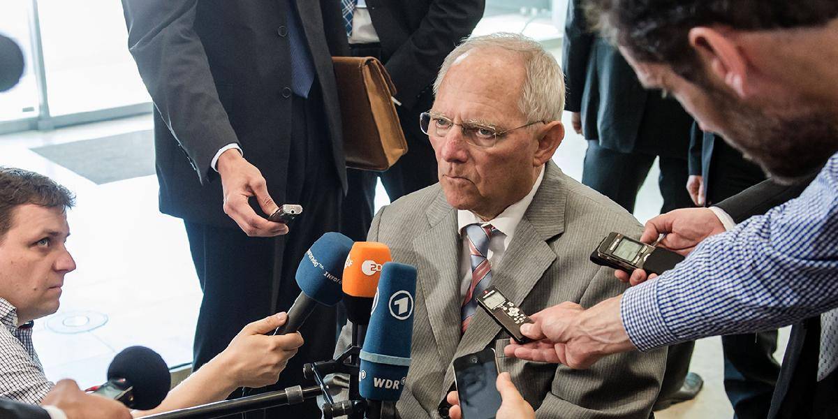 Schäuble podporuje vznik parlamentu v rámci eurozóny