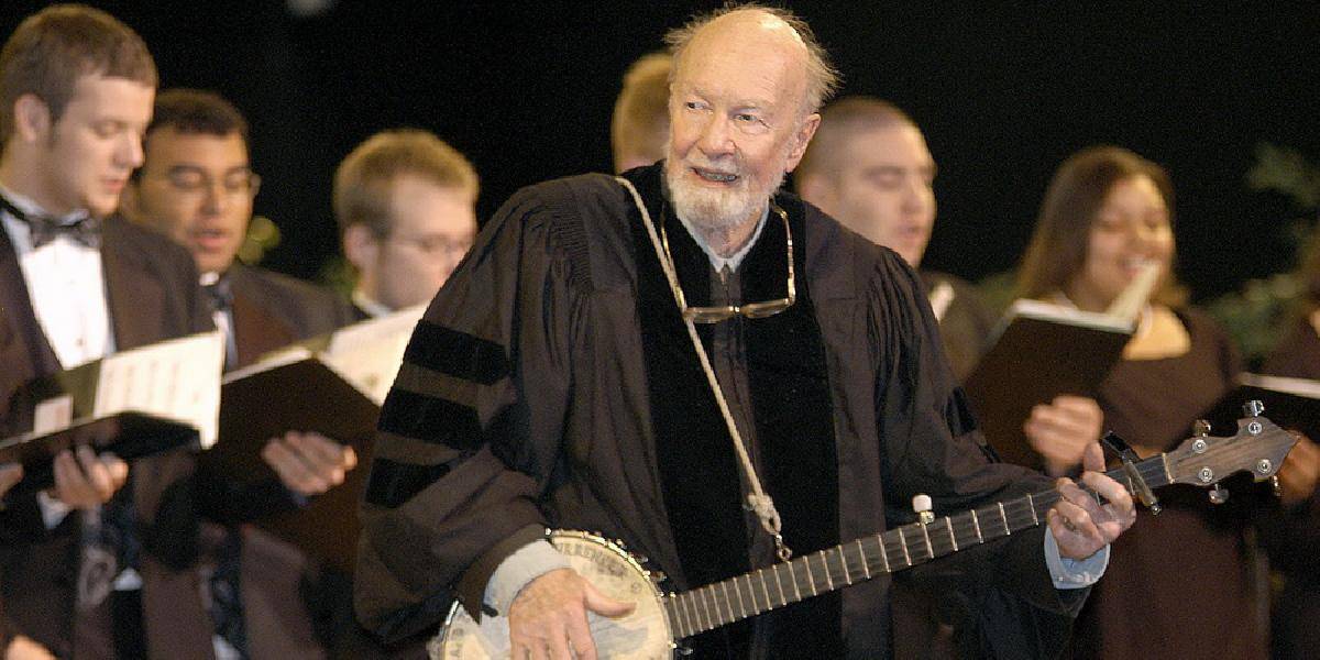 Zomrel jeden z velikánov americkej folkovej scény Pete Seeger