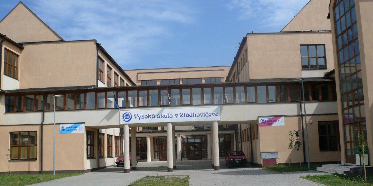 Súkromná vysoká škola v Sládkovičove zmení názov