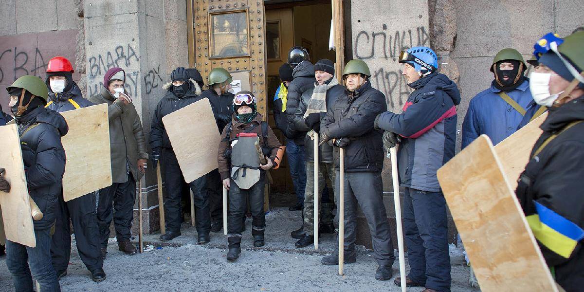 Ukrajinský parlament schválil podmienečnú amnestiu zatknutých demonštrantov