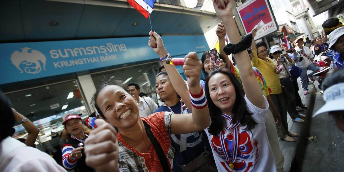 Thajská vláda aj opozícia oslavujú po voľbách víťazstvo