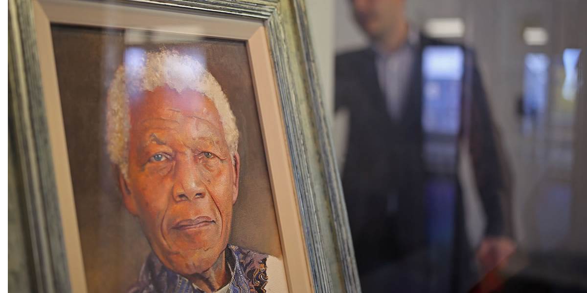 Mandela zanechal viac ako štyri milióny dolárov
