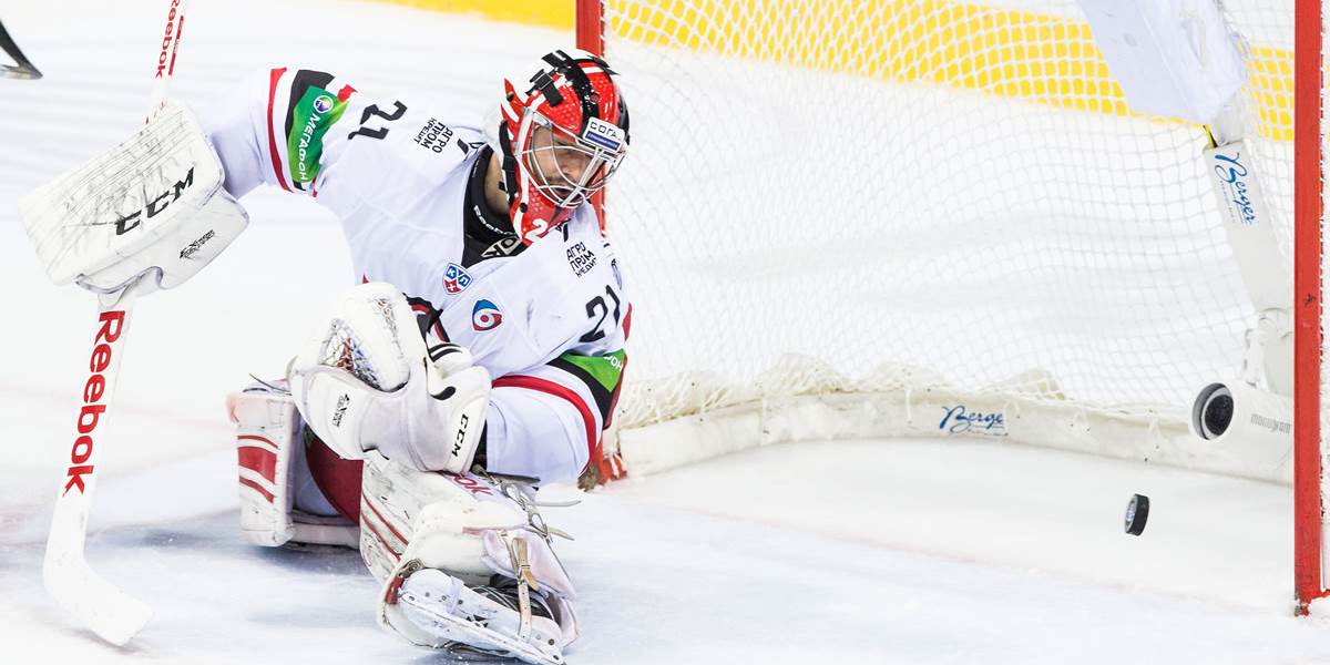 KHL: Hráčmi mesiaca Jakub Kovář, Antipin a Moziakin