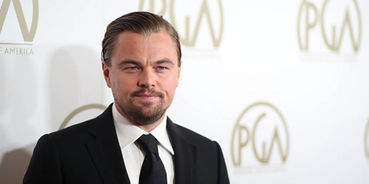 Leonardovi DiCapriovi sa muž oprel hlavou o rozkrok
