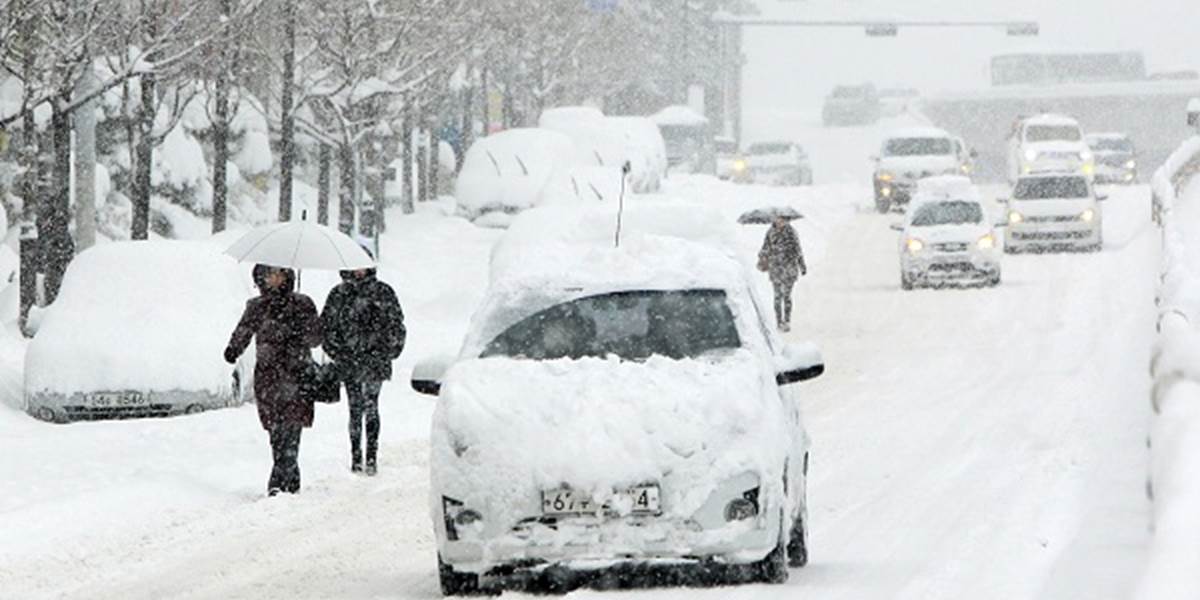 Sneženie v Japonsku má na svedomí sedem mŕtvych a stovky zranených