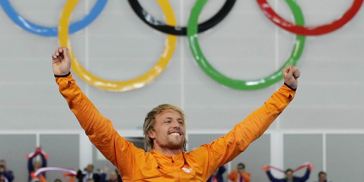 Holanďania získali všetky kovy na 500 m v rýchlokorčuľovaní