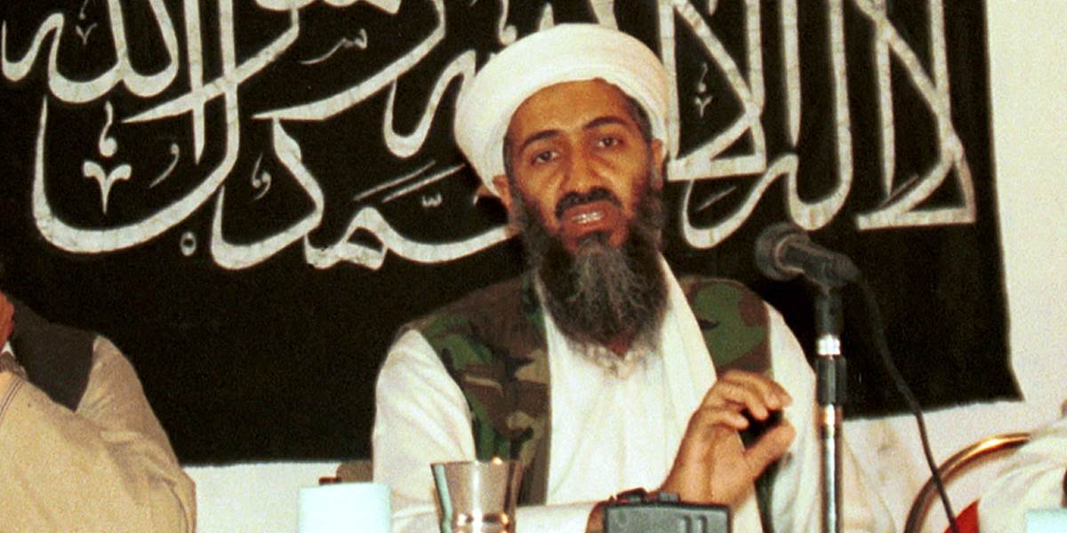 E-mail dokazuje snahy utajiť fotografie tela Usámu bin Ládina