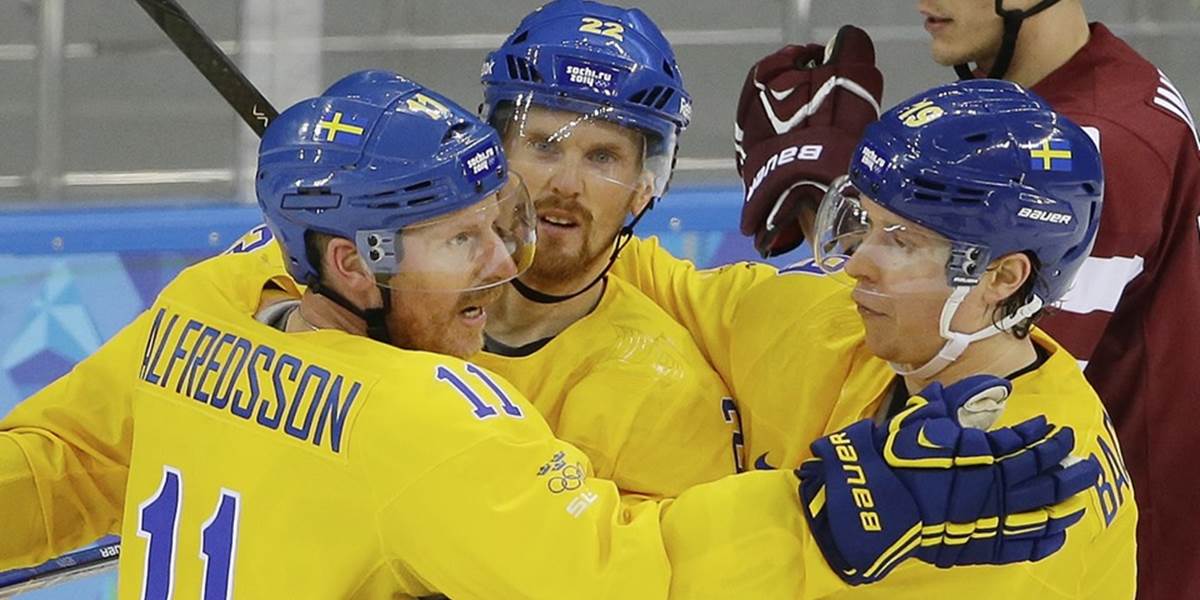 Švédi zdolali Lotyšov, do štvrťfinále idú bez straty bodu