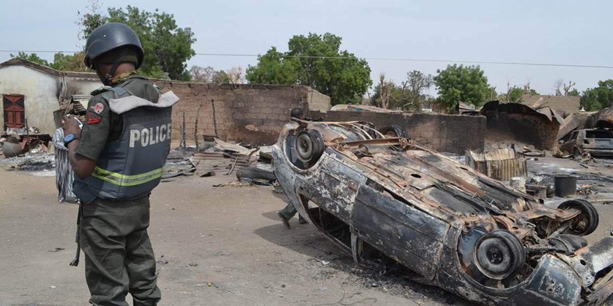 Masaker v Nigérii: Militanti zabili v dedine vyše 90 ľudí