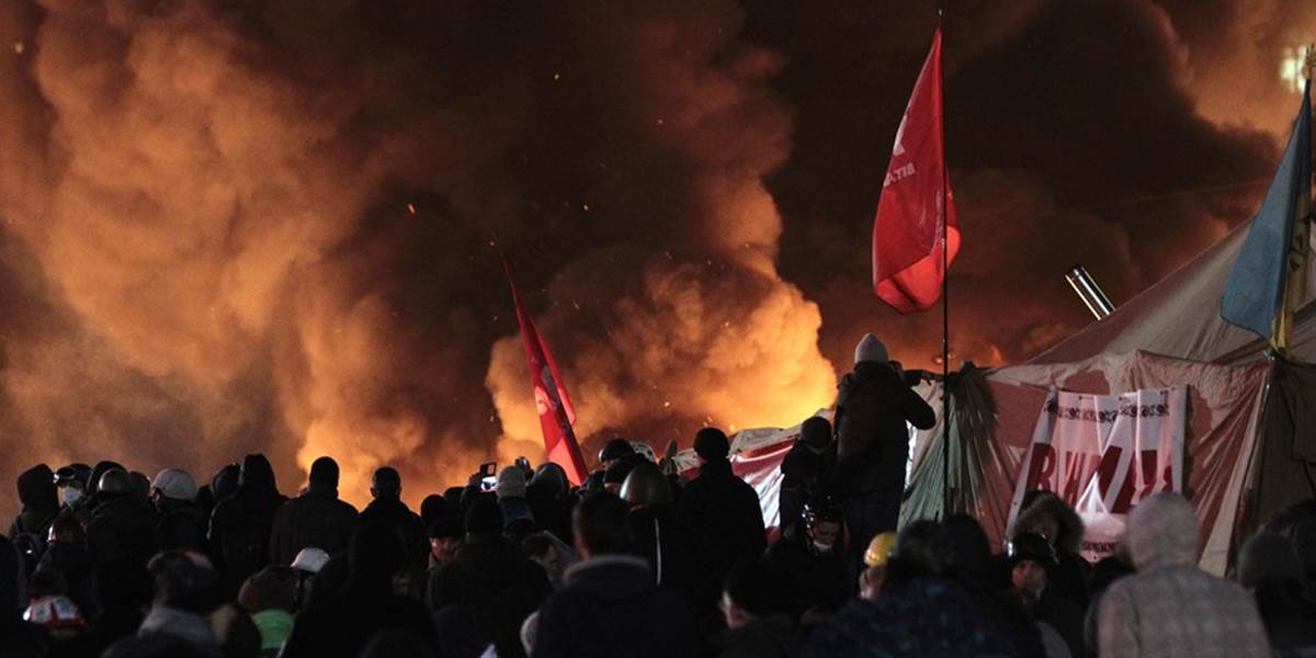 NAŽIVO Nepokoje v Kyjeve prerastajú do občianskej vojny: Hlásia 26 obetí!