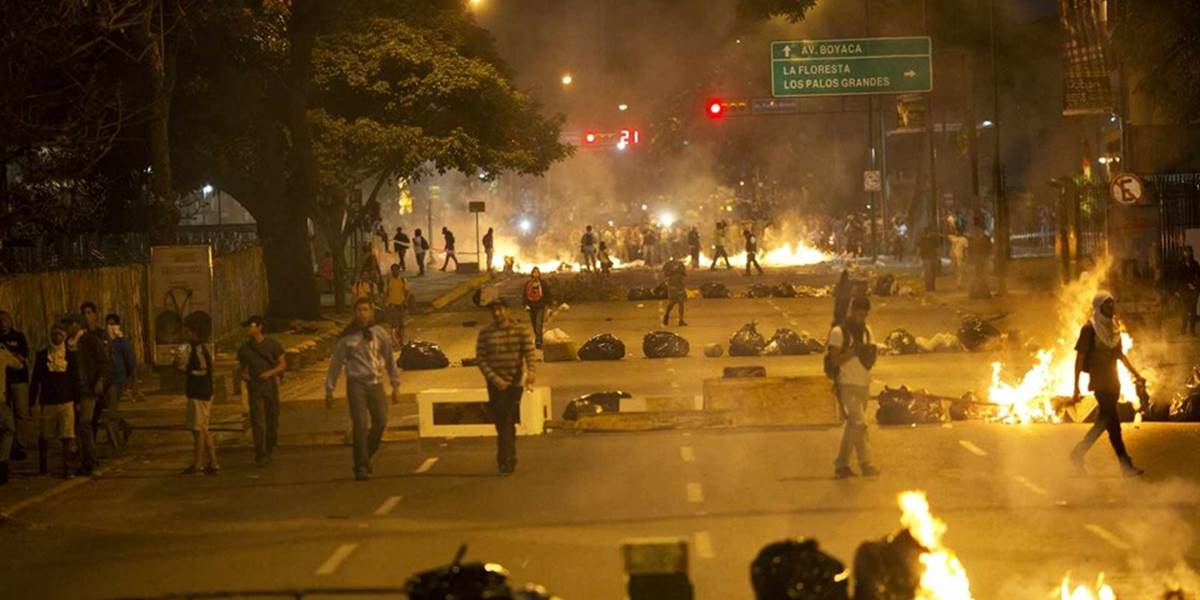 Protivládne protesty vo Venezuely si dosiaľ vyžiadali osem obetí