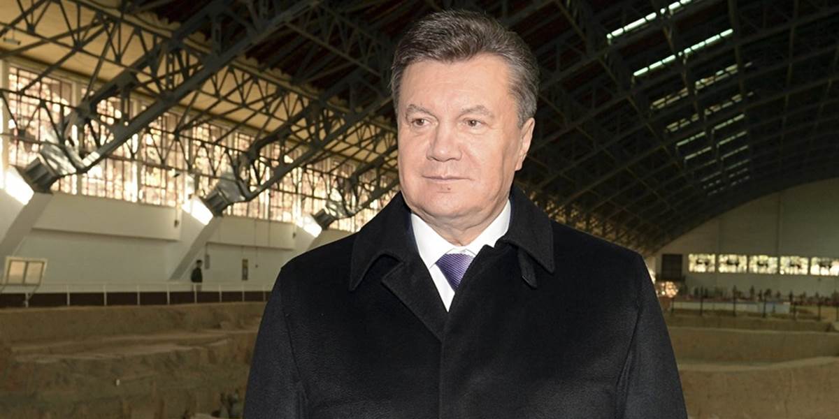 Ženatý Janukovyč žil v domácnosti s družkou
