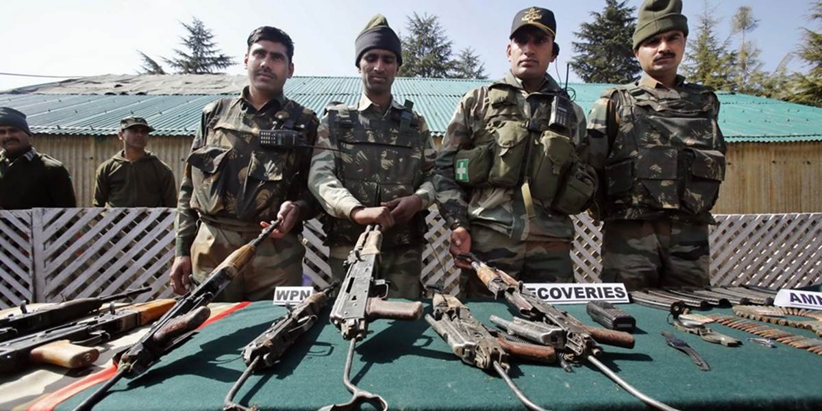 Vojak v Kašmíre zastrelil piatich kolegov a spáchal samovraždu