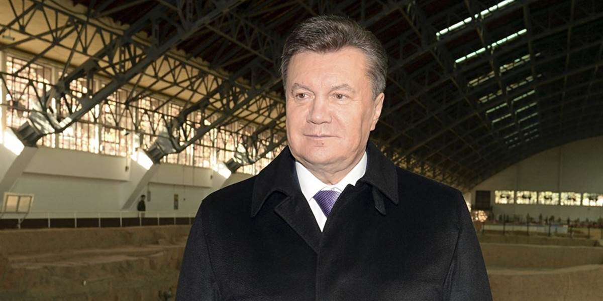 Janukovyčovo lietadlo eskortovali do Ruska stíhačky