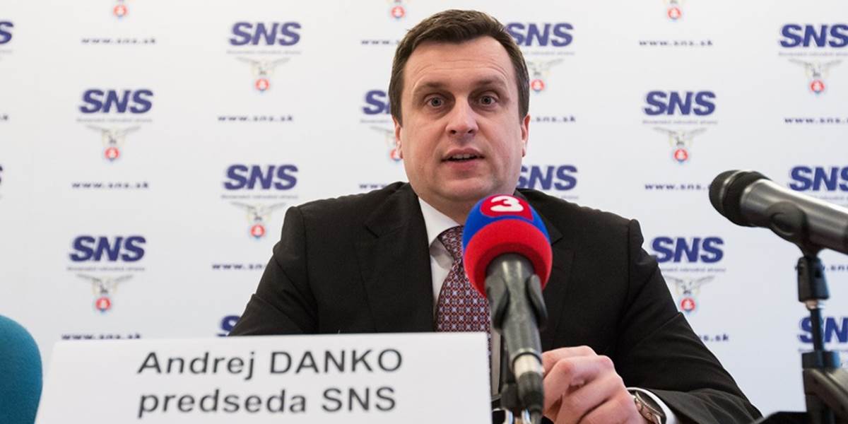 Jednotkou na eurokandidátke SNS by sa mal stať Andrej Danko